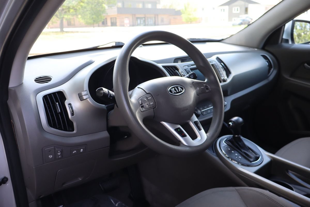 Used 2011 Kia Sportage LX w/ Convenience Pkg FWD image 15