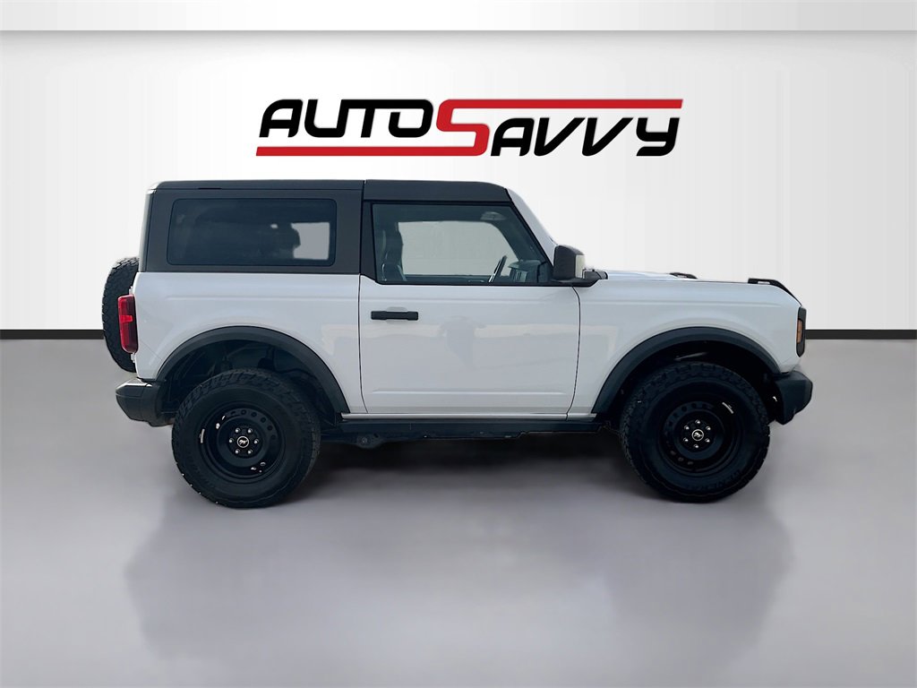 Used 2022 Ford Bronco Black Diamond image 8