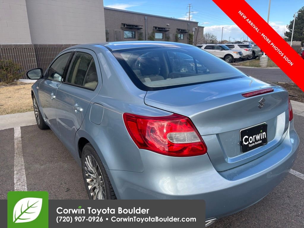 Used 2011 Suzuki Kizashi SE image 5
