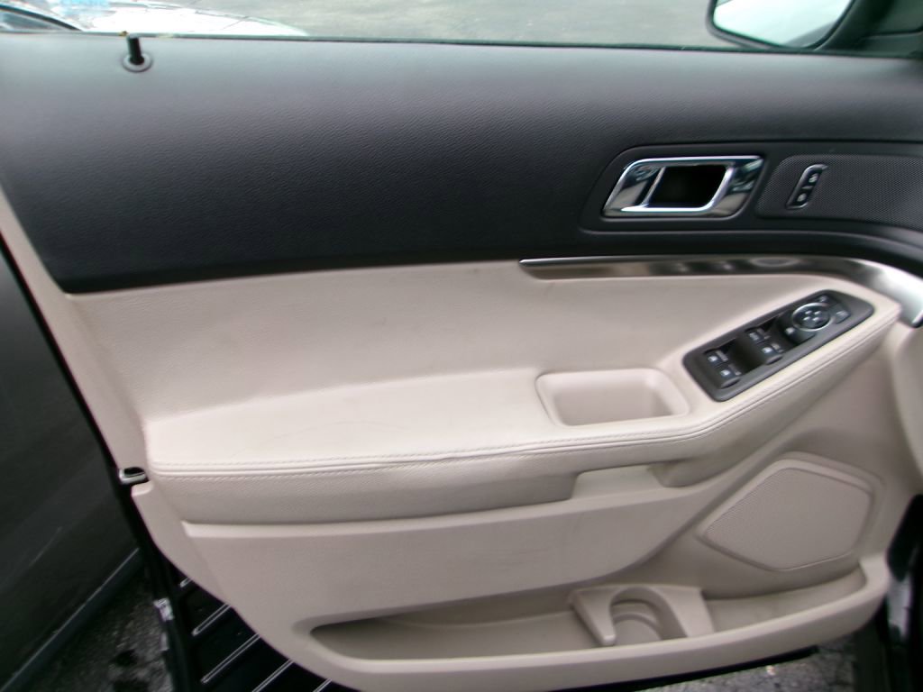 Used 2015 Ford Explorer 4WD image 7