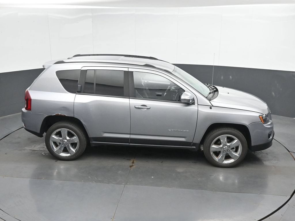 Used 2015 Jeep Compass Limited AWD/4WD image 24