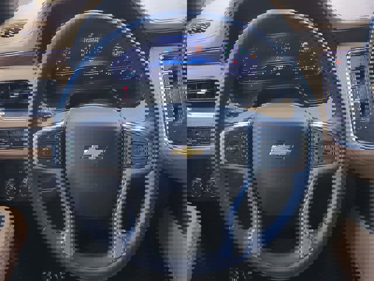 Used 2024 Chevrolet Suburban Premier RWD image 23