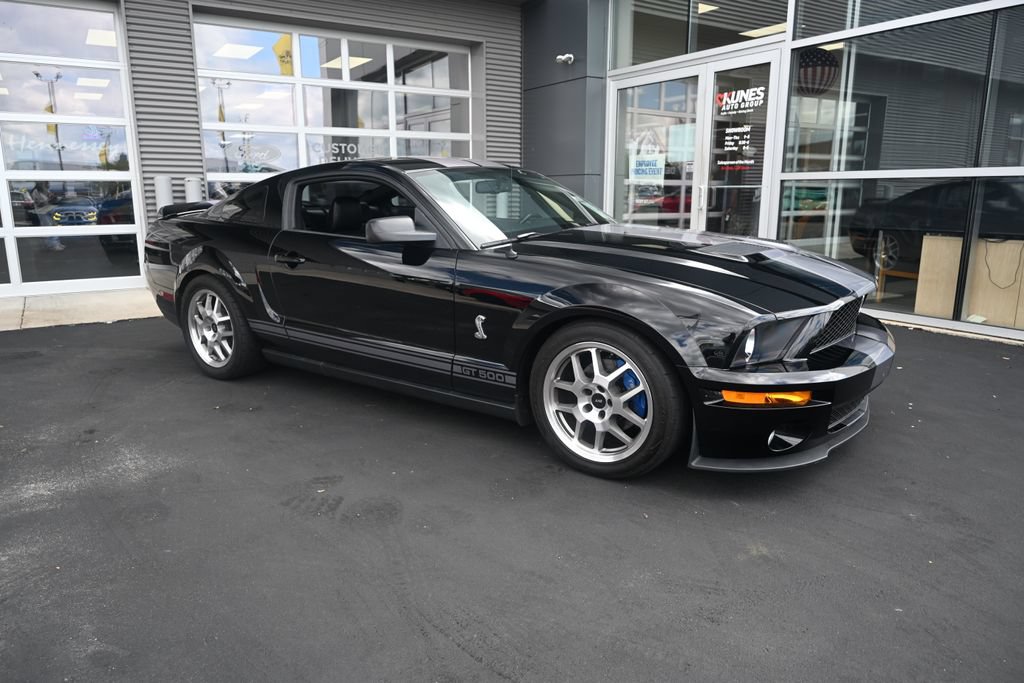 Used 2007 Ford Mustang Shelby GT500 RWD image 3