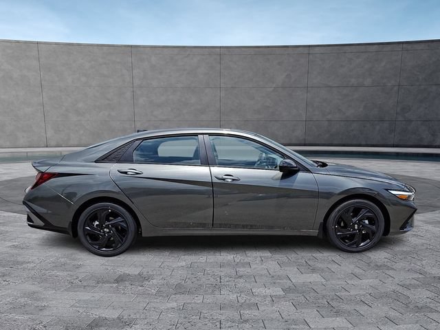 New 2026 Hyundai Elantra Sport FWD image 8