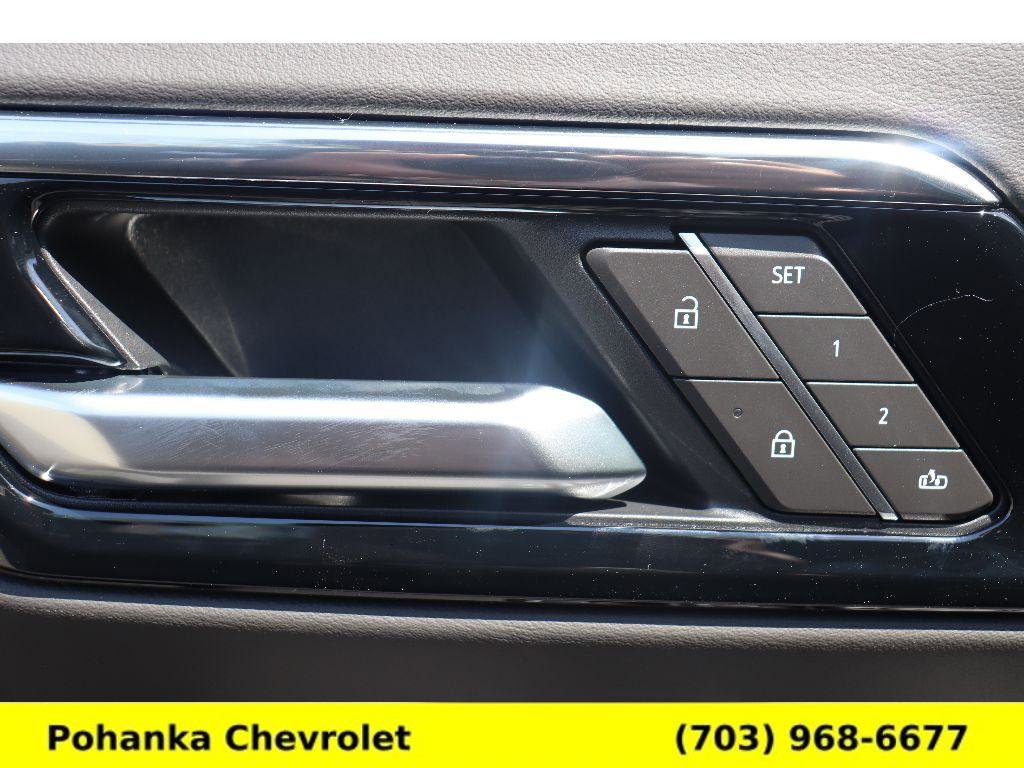 New 2026 Chevrolet Suburban Z71 image 24