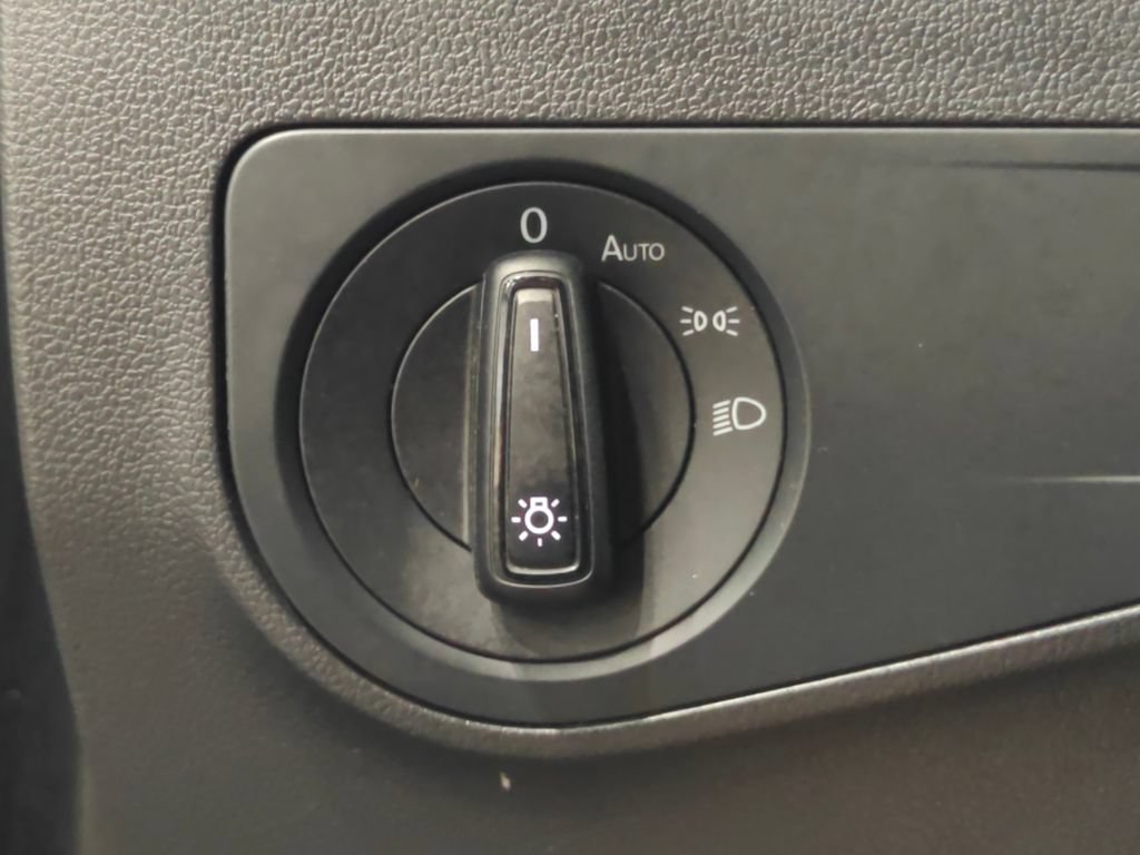 Used 2022 Volkswagen Tiguan S AWD/4WD image 35