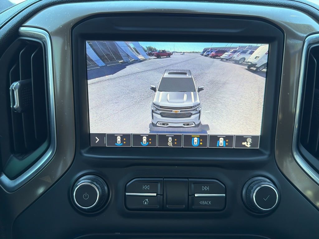 Used 2019 Chevrolet Silverado 1500 High Country w/ Technology Package AWD/4WD image 30