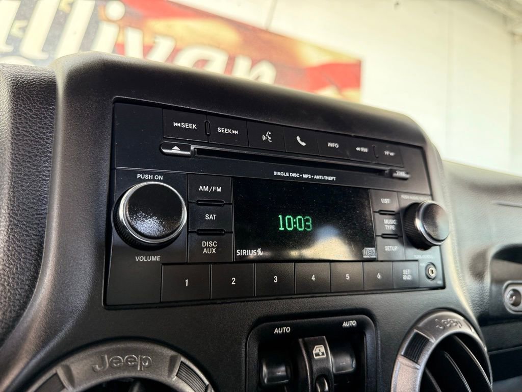 Used 2017 Jeep Wrangler Unlimited Willys image 42