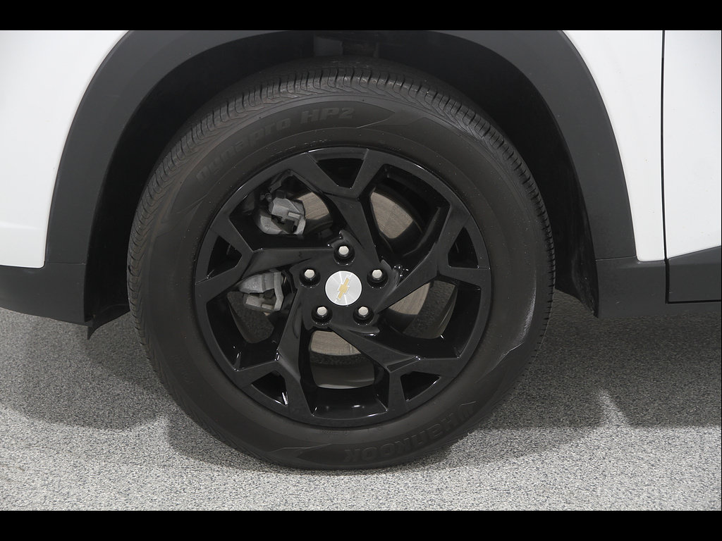 Certified 2024 Chevrolet Trax LS w/ LS Convenience Package FWD image 21