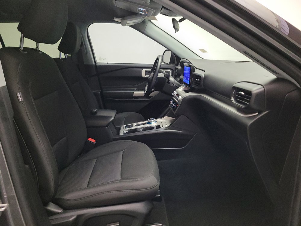 Used 2022 Ford Explorer XLT RWD image 21