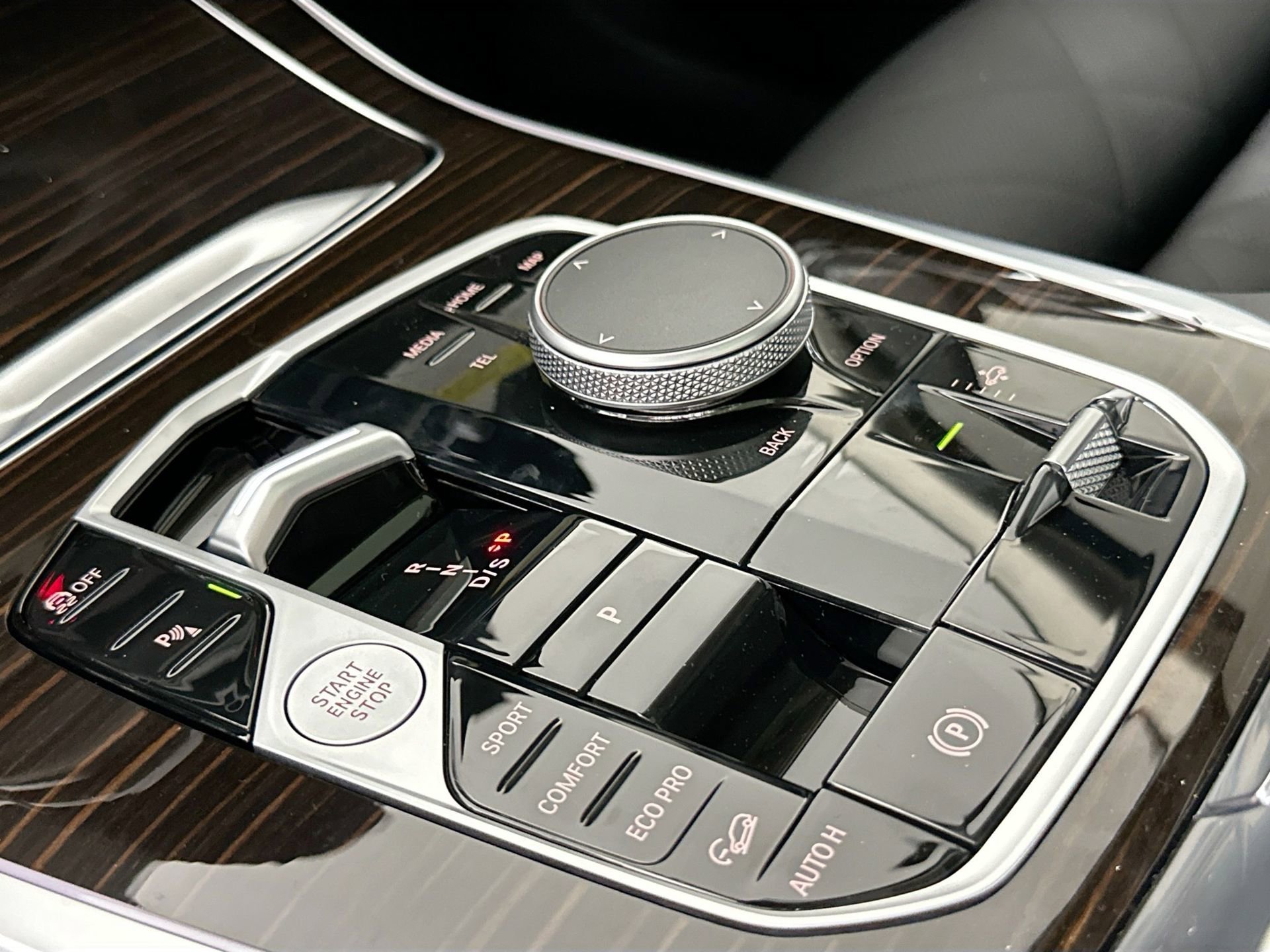 New 2026 BMW X7 xDrive40i image 16