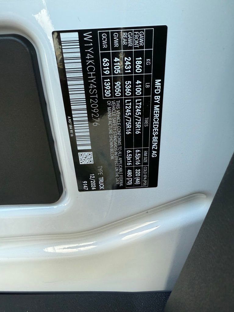 Used 2025 Mercedes-Benz Sprinter 2500 image 22