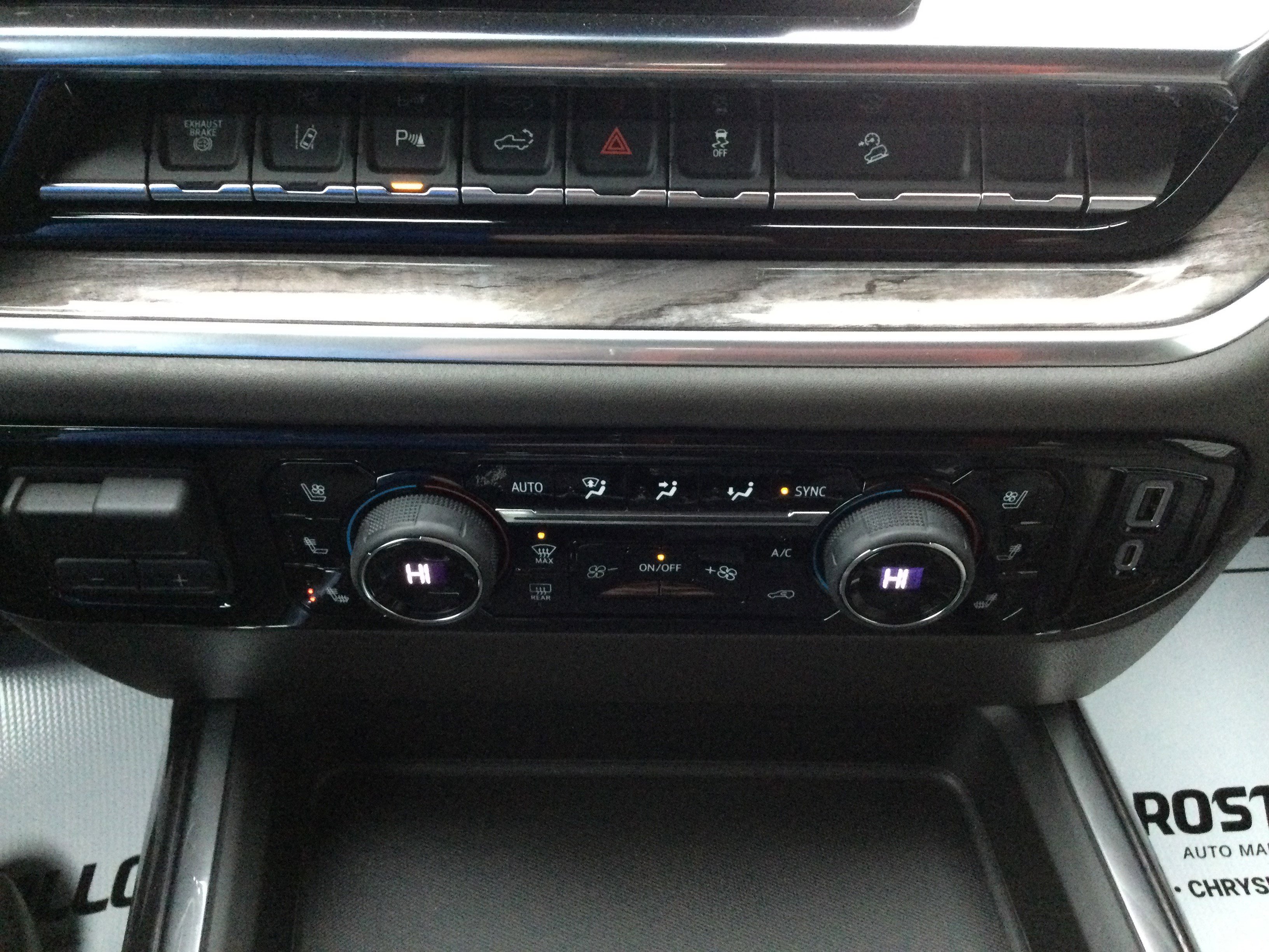 New 2026 Chevrolet Silverado 3500 LTZ w/ LTZ Premium Package image 13