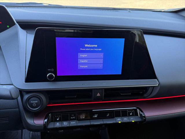 Certified 2026 Toyota Prius Plug-In Hybrid FWD image 21