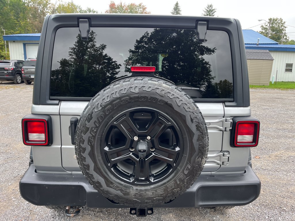 Used 2018 Jeep Wrangler Unlimited Sport S AWD/4WD image 6