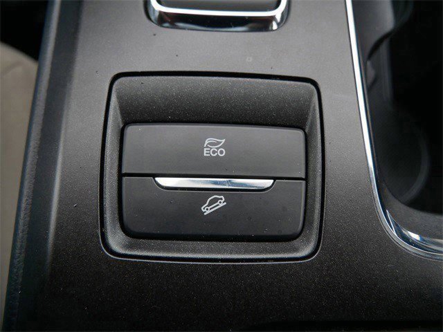 Used 2017 Ford Fusion S image 17