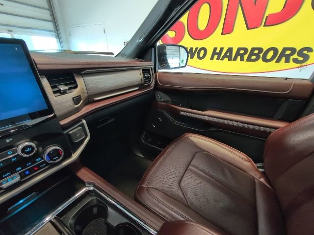 Certified 2024 Ford Expedition Limited AWD/4WD image 26