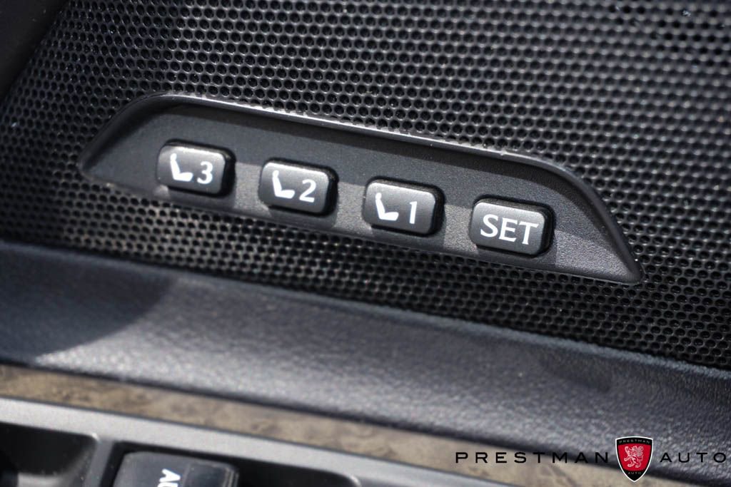 Used 2011 Lexus IS 350C w/ Luxury Pkg RWD image 23