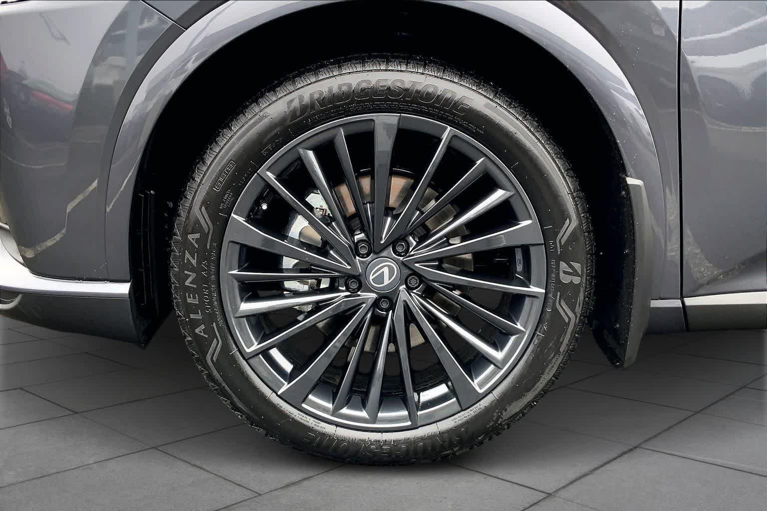 New 2026 Lexus RX 350h AWD/4WD image 11