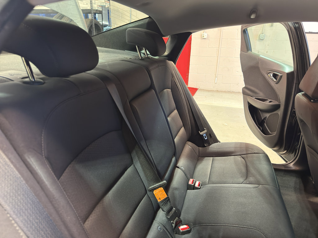 Used 2016 Chevrolet Malibu LT image 24