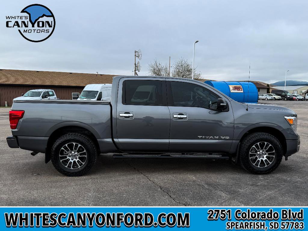 Used 2020 Nissan Titan SV w/ SV Convenience Package AWD/4WD image 11