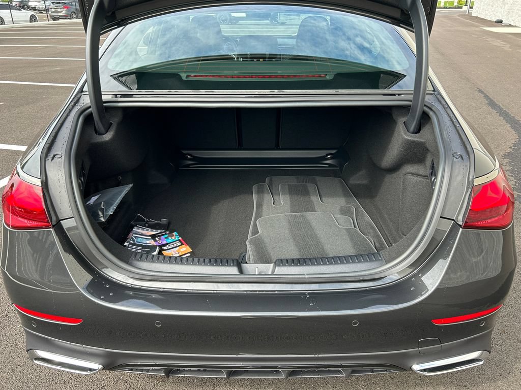 New 2027 Mercedes-Benz E 450 4MATIC Sedan image 7