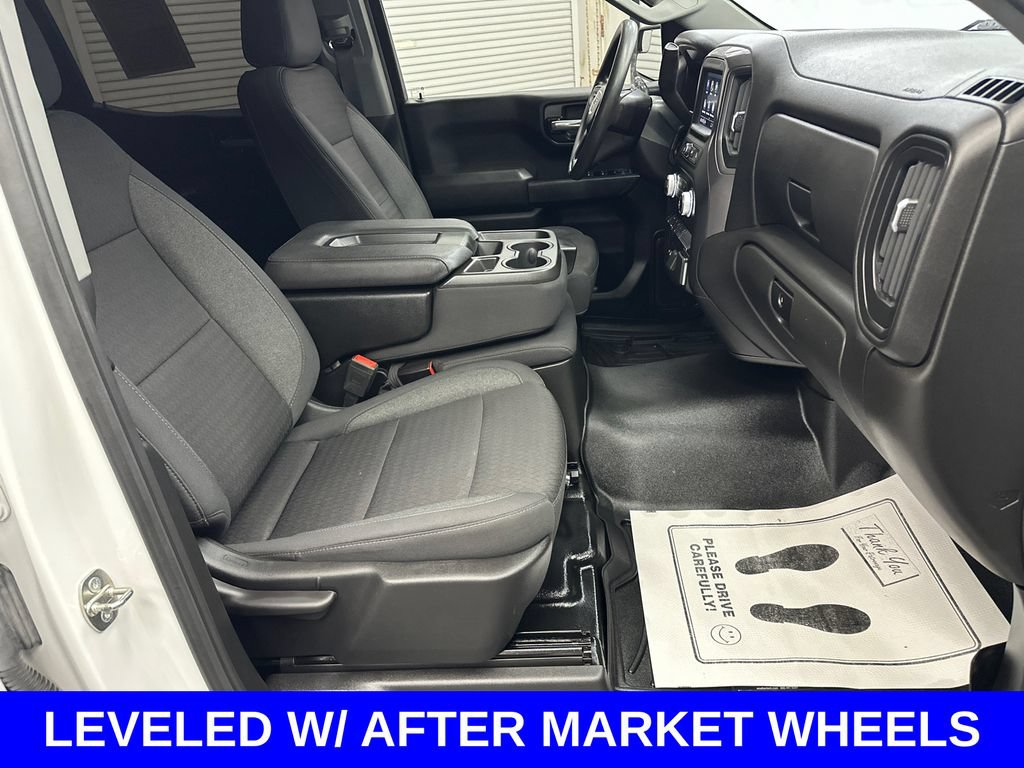 Used 2024 GMC Sierra 1500 Pro w/ Convenience Package AWD/4WD image 14