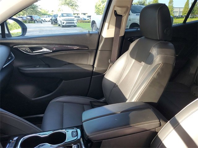 Used 2021 Buick Envision Essence image 29