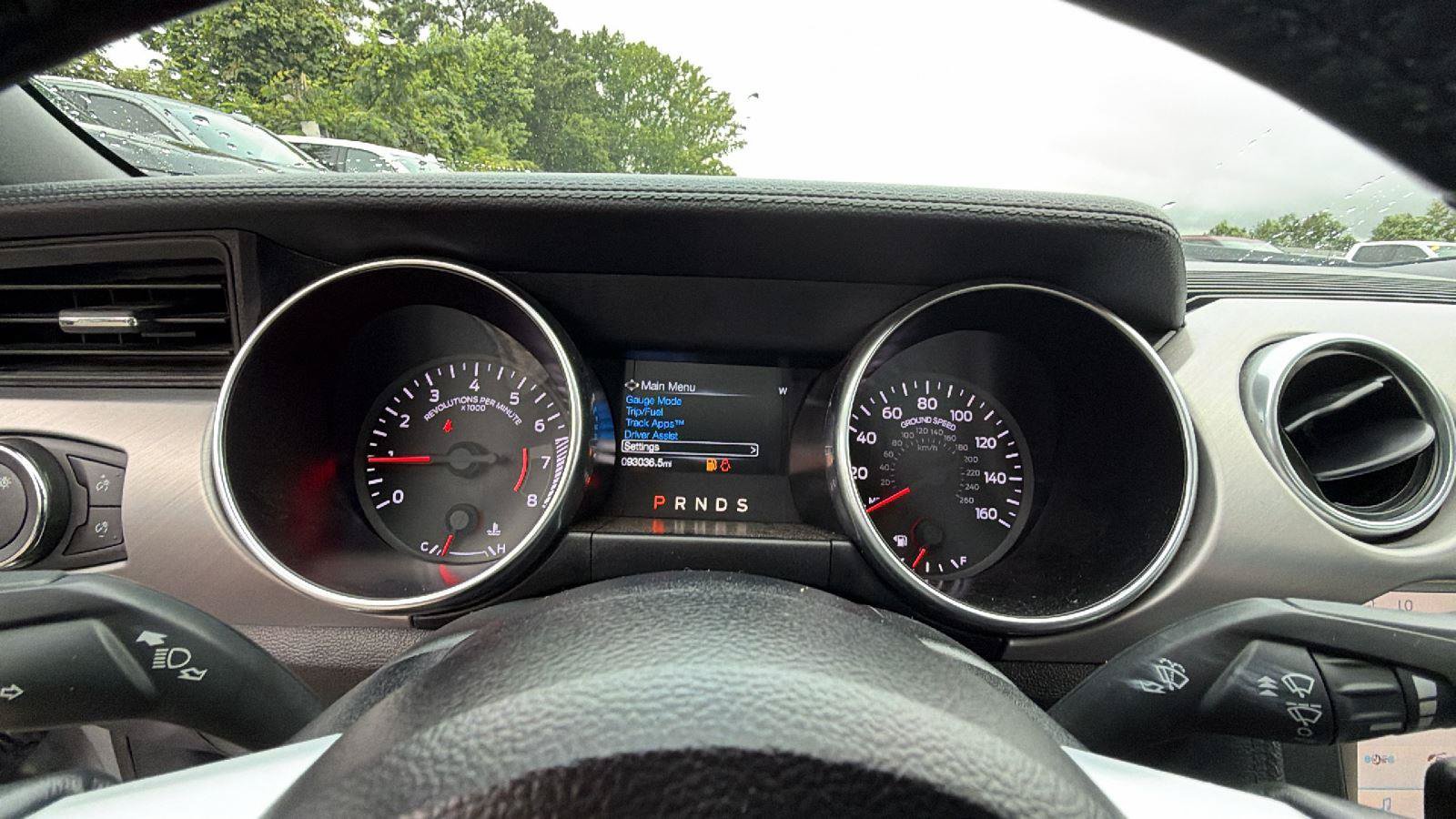 Used 2020 Ford Mustang Premium RWD image 27