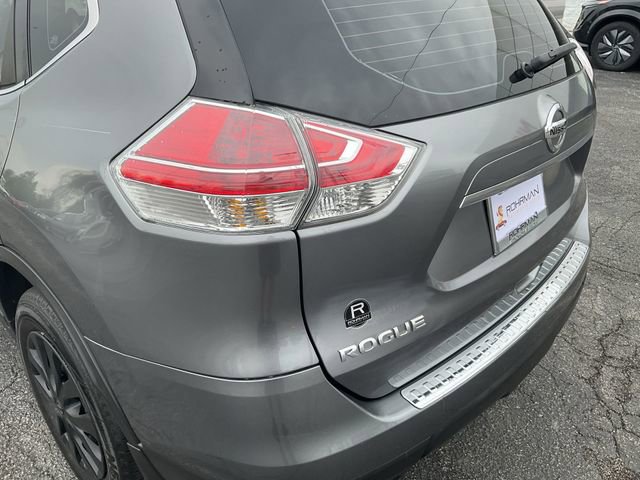Used 2016 Nissan Rogue S FWD image 27