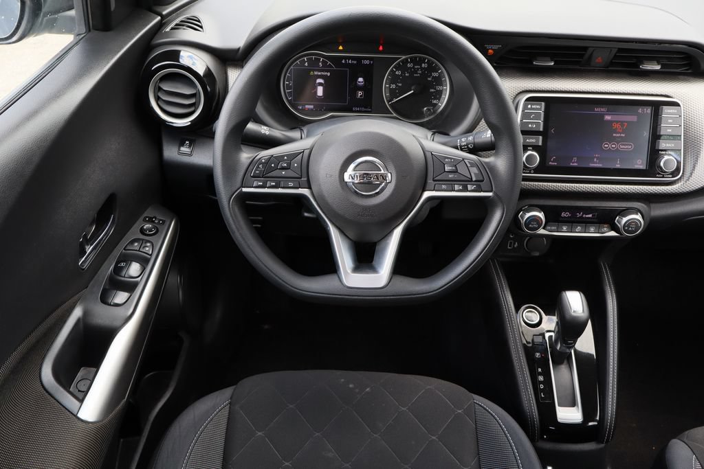 Used 2018 Nissan Kicks SV FWD image 22