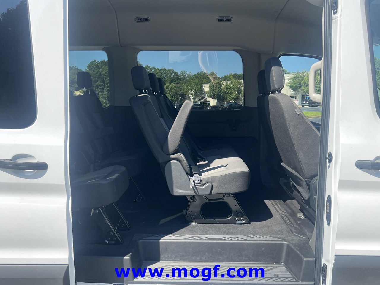 Used 2025 Ford Transit 350 XLT RWD image 20