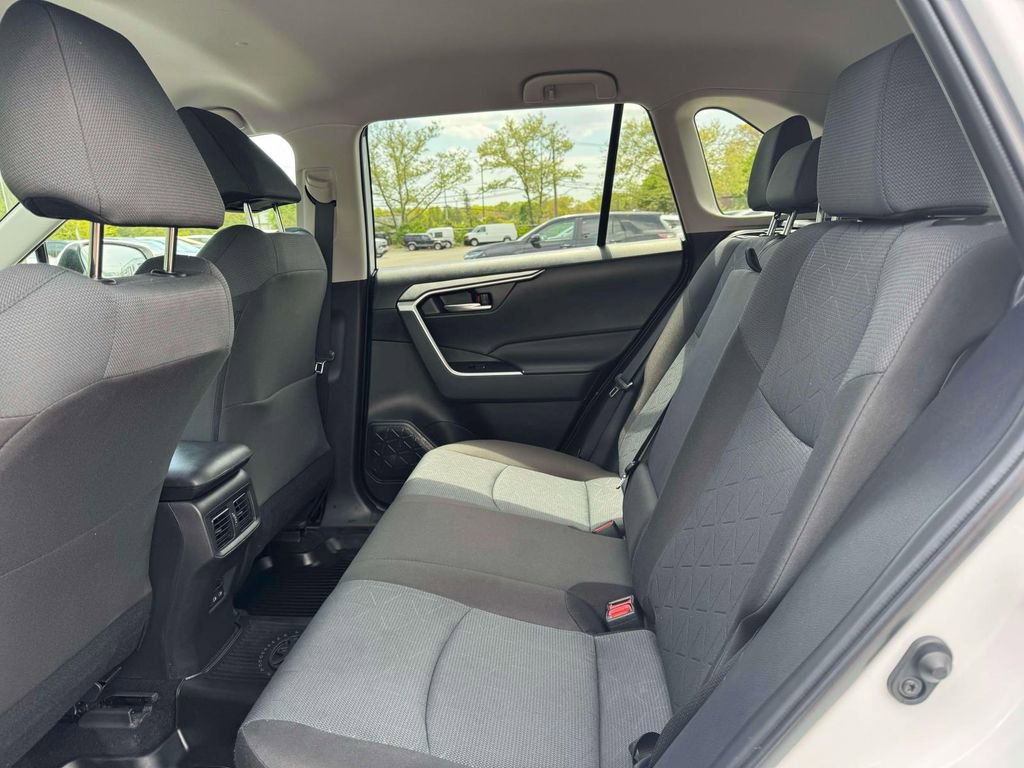 Certified 2025 Toyota RAV4 XLE AWD/4WD image 14