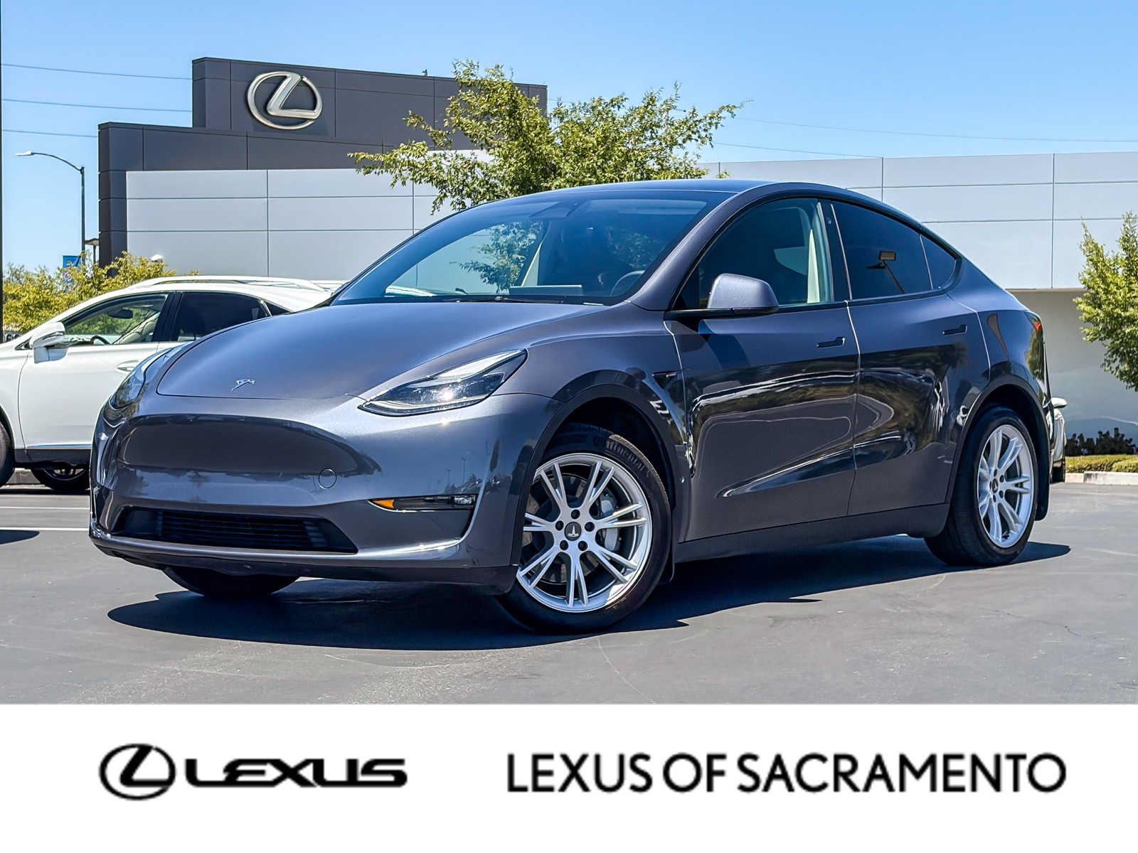 Used 2023 Tesla Model Y Long Range AWD/4WD video 1