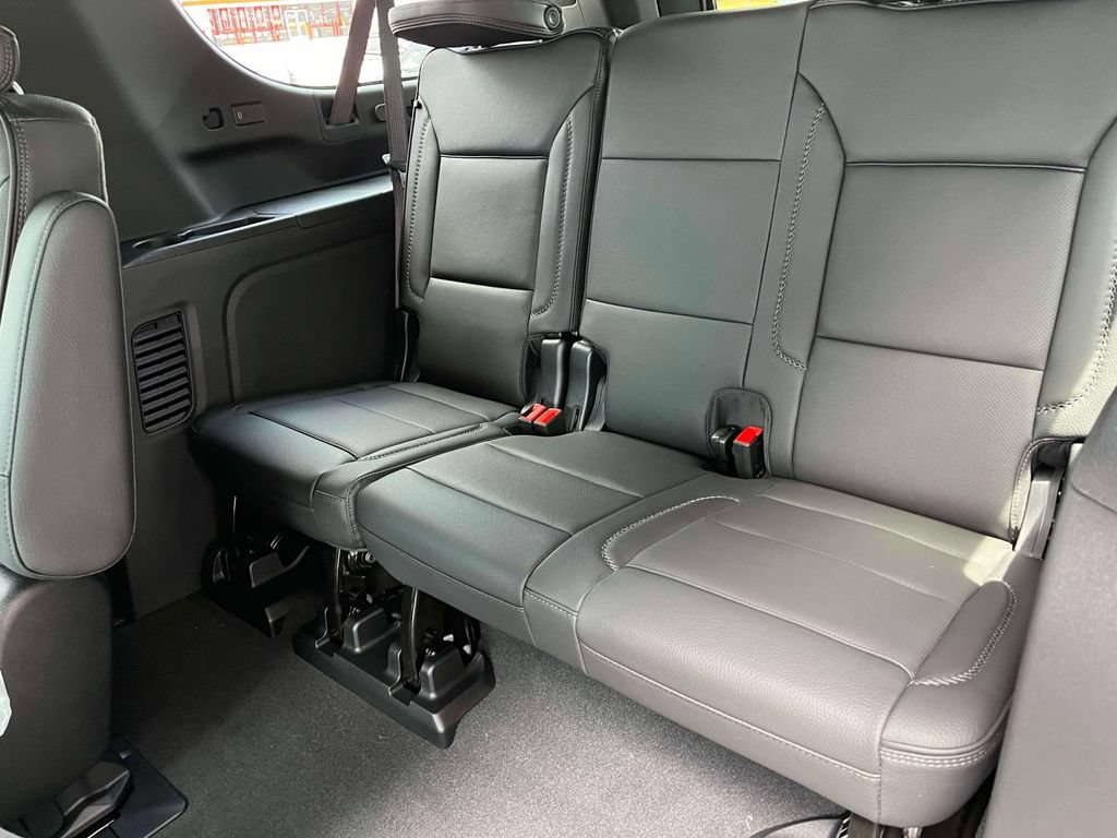New 2026 GMC Yukon XL Denali w/ Sun & Power Step Package AWD/4WD image 17