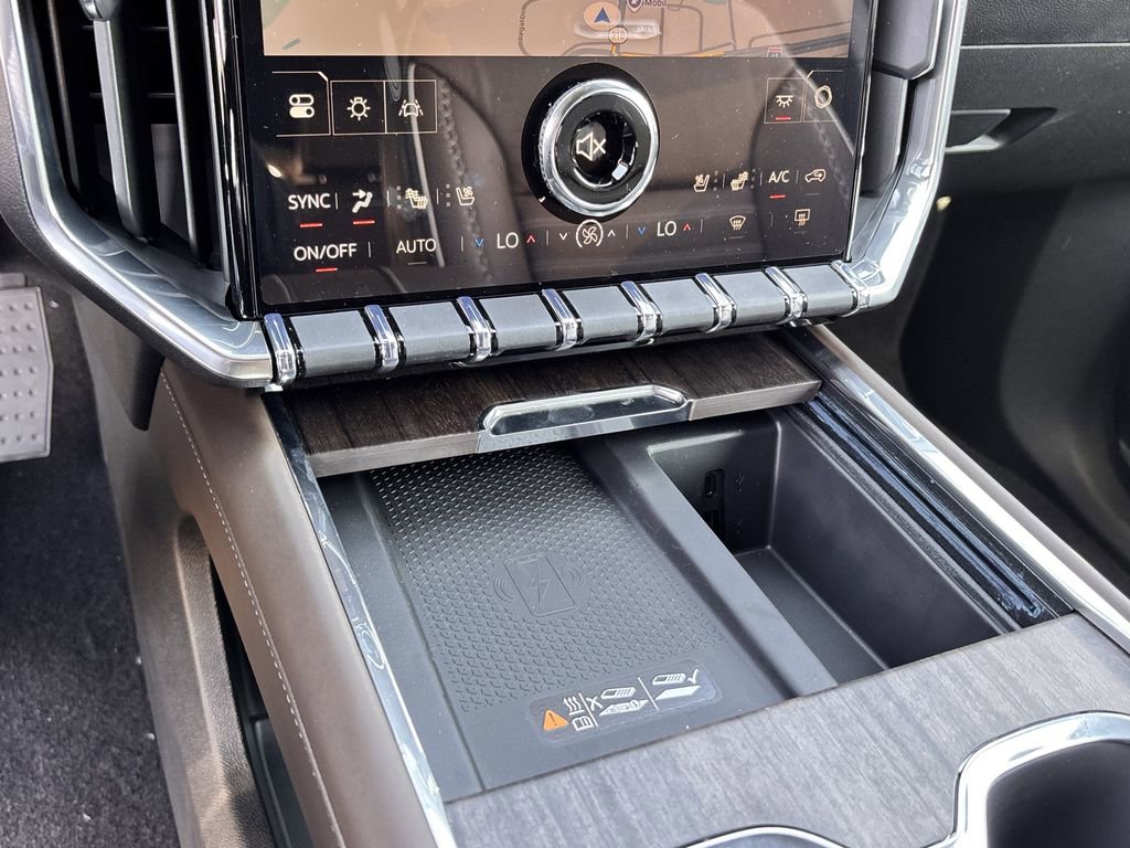 New 2026 GMC Acadia Denali Ultimate w/ LPO, Floor Liner Package AWD/4WD image 13