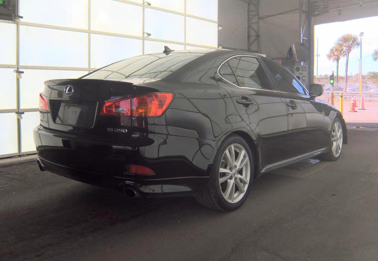 Used 2007 Lexus IS 250 image 4