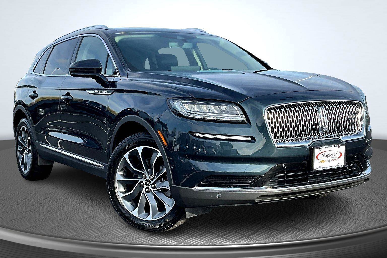 Used 2023 Lincoln Nautilus Reserve w/ Equipment Group 201A image 11