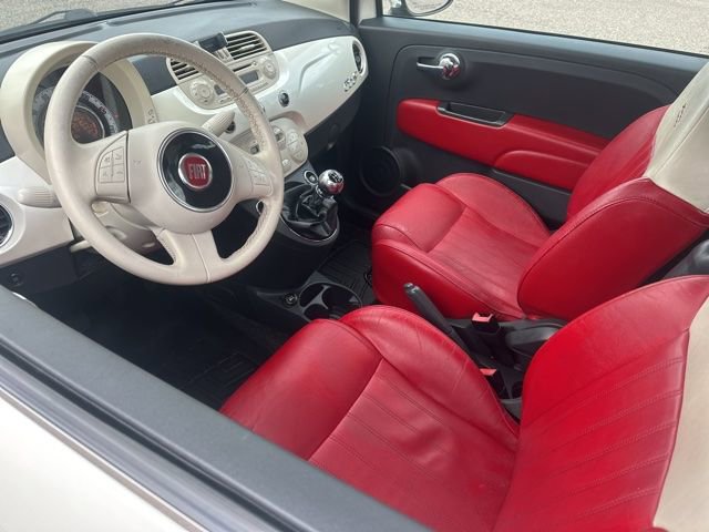 Used 2013 FIAT 500 Lounge w/ Luxury Leather Pkg FWD image 10