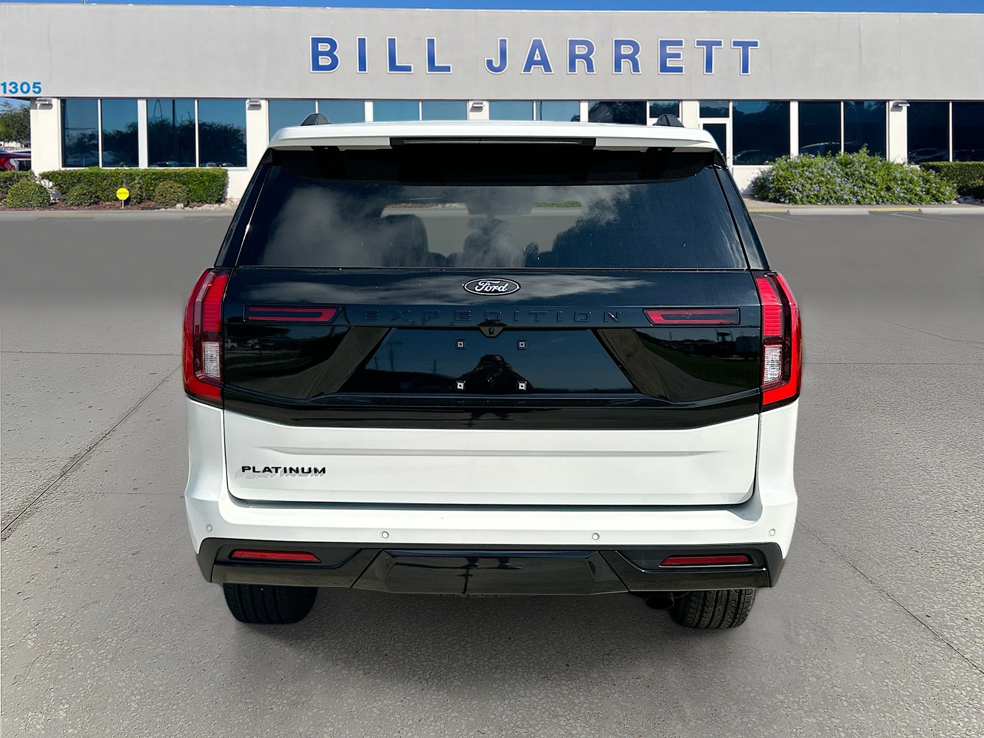 New 2026 Ford Expedition Platinum w/ Stealth Appearance Package image 5