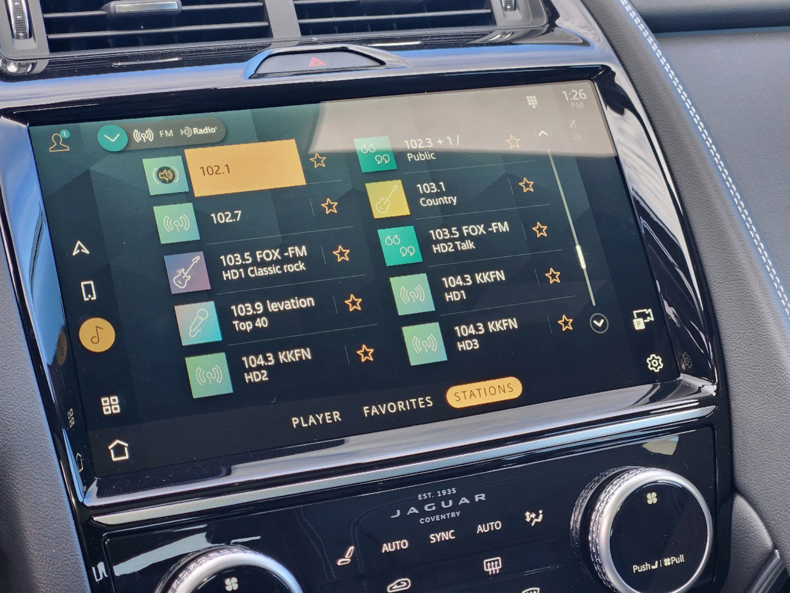 New 2024 Jaguar E-PACE R-Dynamic SE image 26