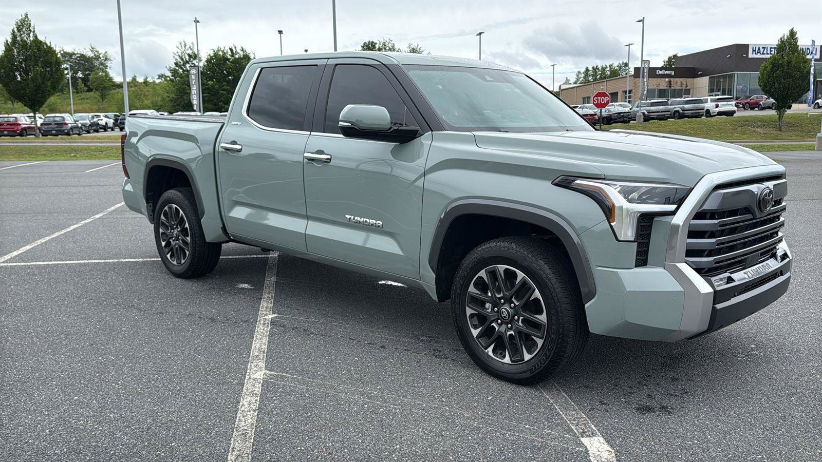 Used 2026 Toyota Tundra Limited AWD/4WD image 2
