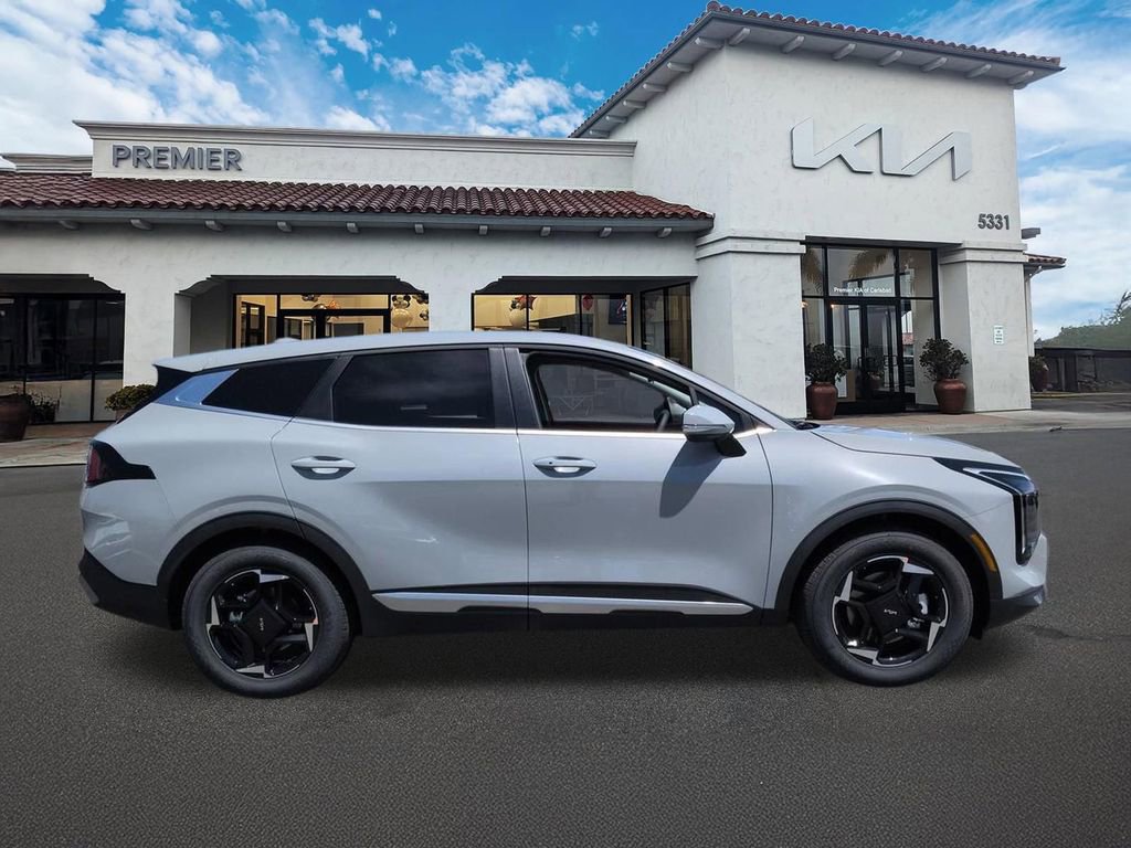 New 2026 Kia Sportage EX FWD image 9