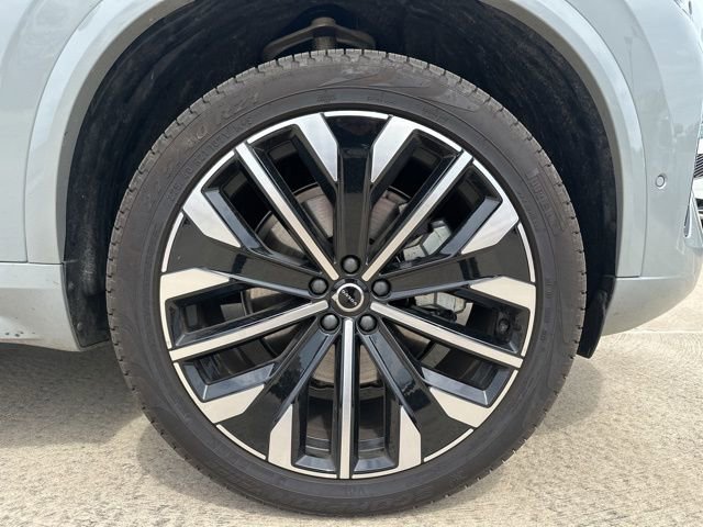 New 2026 Volvo XC90 B6 Ultra w/ Protection Package AWD/4WD image 8