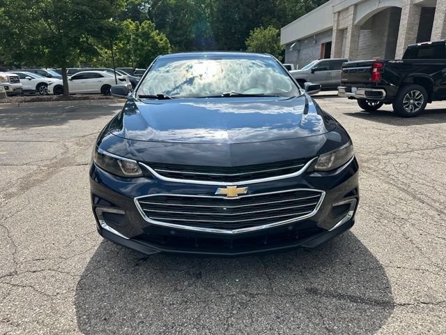 Used 2018 Chevrolet Malibu LT w/ Driver Confidence Package FWD image 8