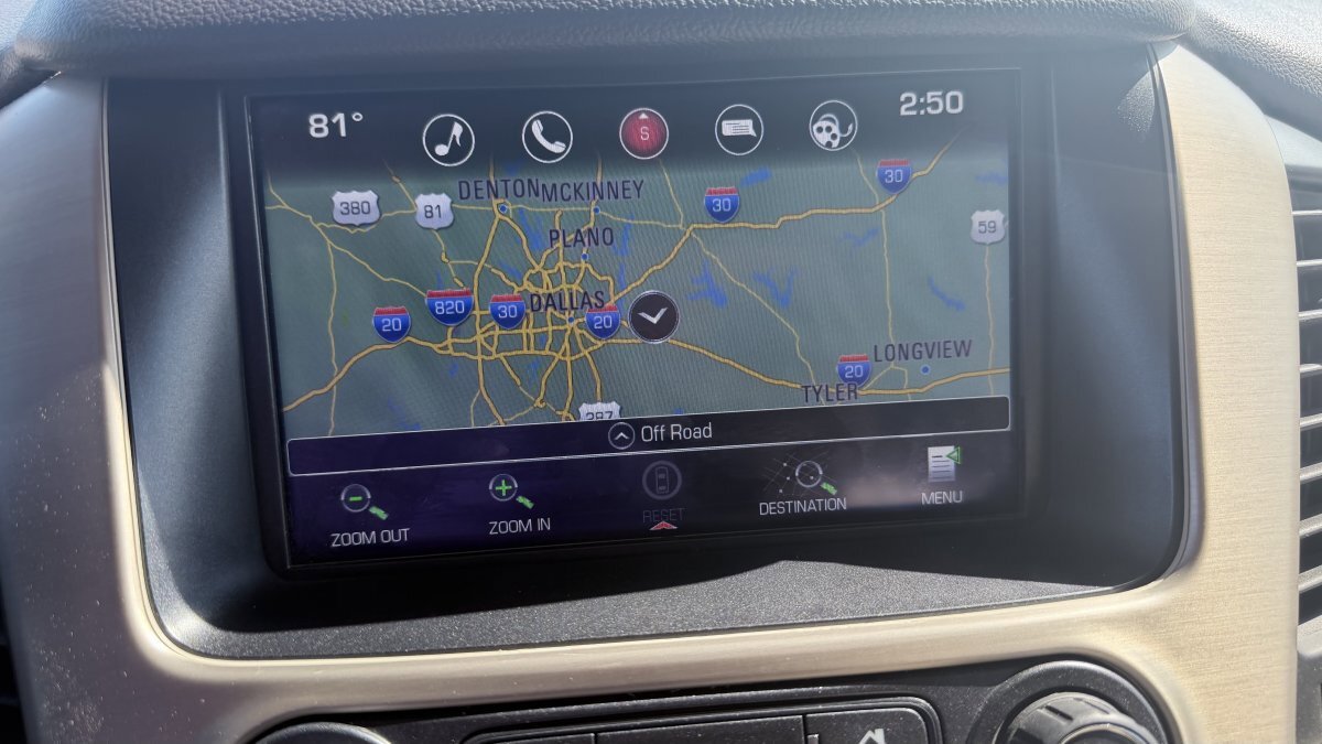 Used 2016 GMC Yukon XL Denali w/ Open Road Package image 29