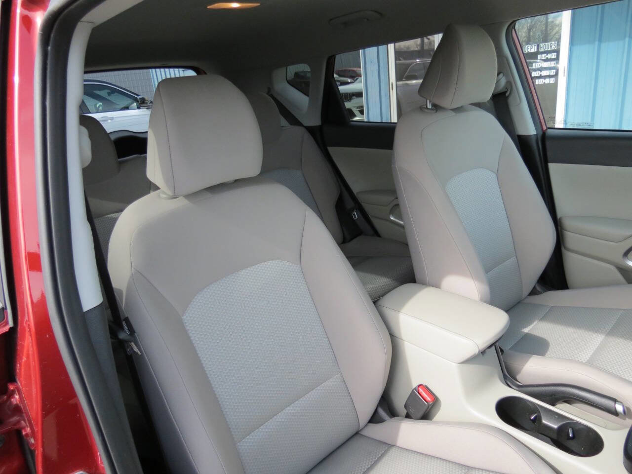Used 2023 Kia Soul LX w/ LX Technology Package image 25
