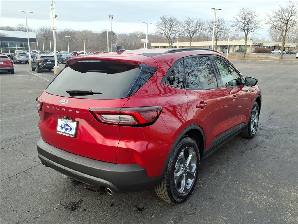 Used 2025 Ford Escape ST-Line FWD image 7