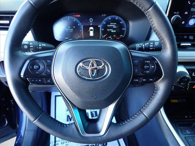 Used 2025 Toyota RAV4 Limited w/ Advanced Technology Package AWD/4WD image 15