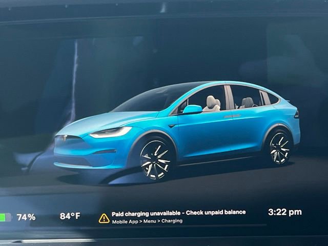 Used 2023 Tesla Model X image 17
